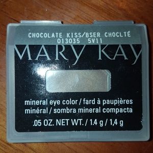 Eye shadow